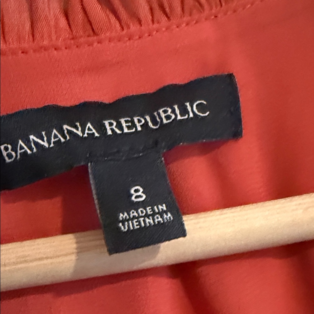 Banana Republic High Low Deep V Red Dress Size 8 - Picture 2 of 6